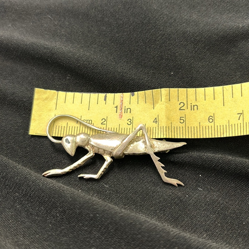 925 Silver Grasshopper Cricket Brooch - Picture 3 of 5